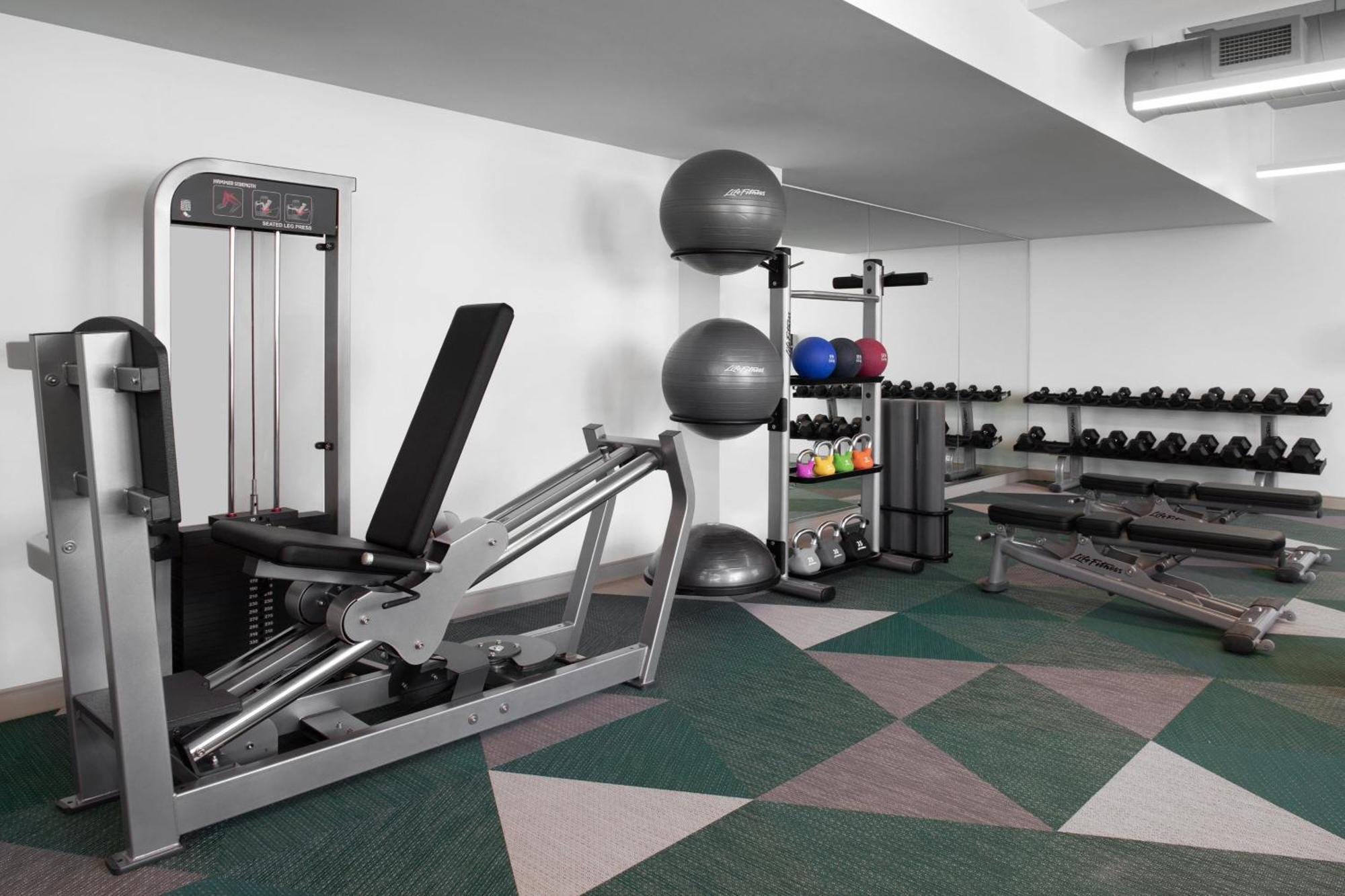 Готель Aloft Tampa Midtown Екстер'єр фото