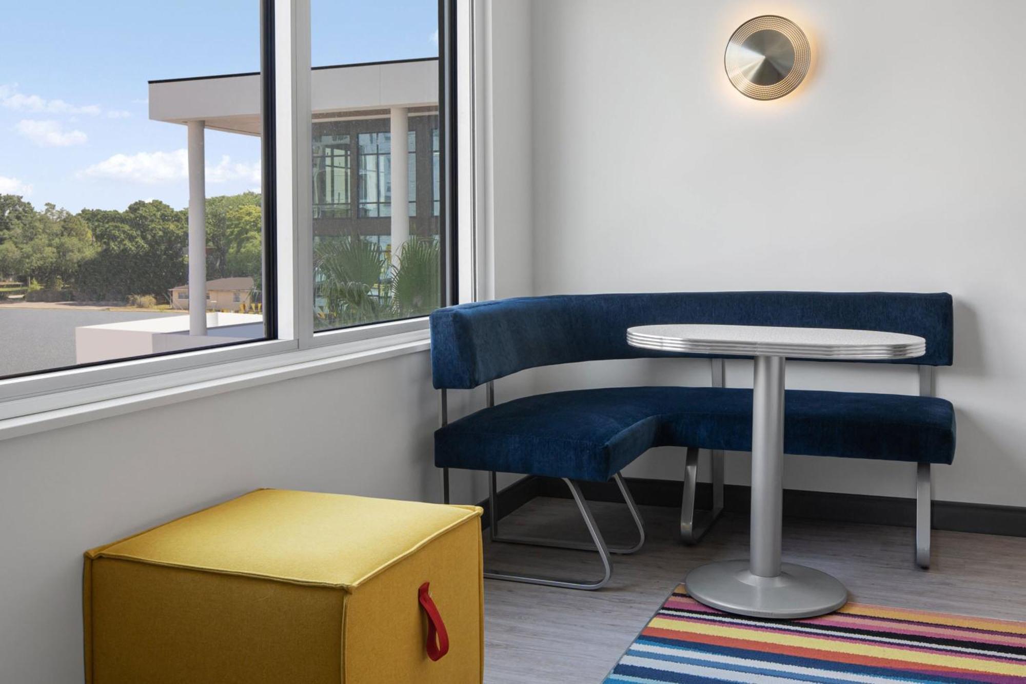 Готель Aloft Tampa Midtown Екстер'єр фото